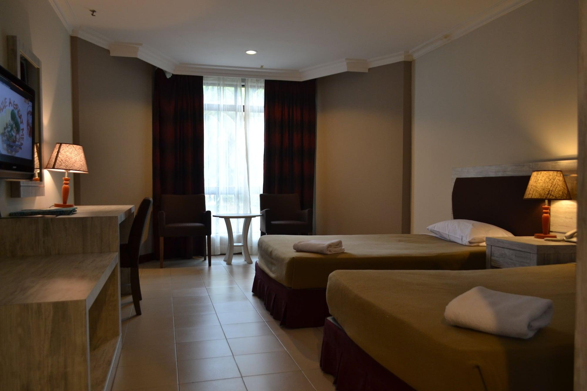 De Rhu Beach Resort Kuantan Extérieur photo
