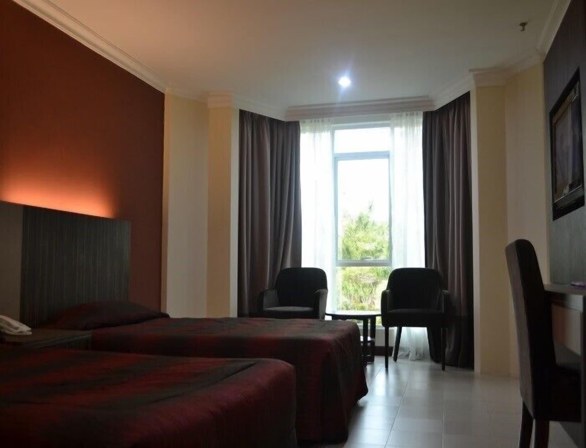 De Rhu Beach Resort Kuantan Extérieur photo
