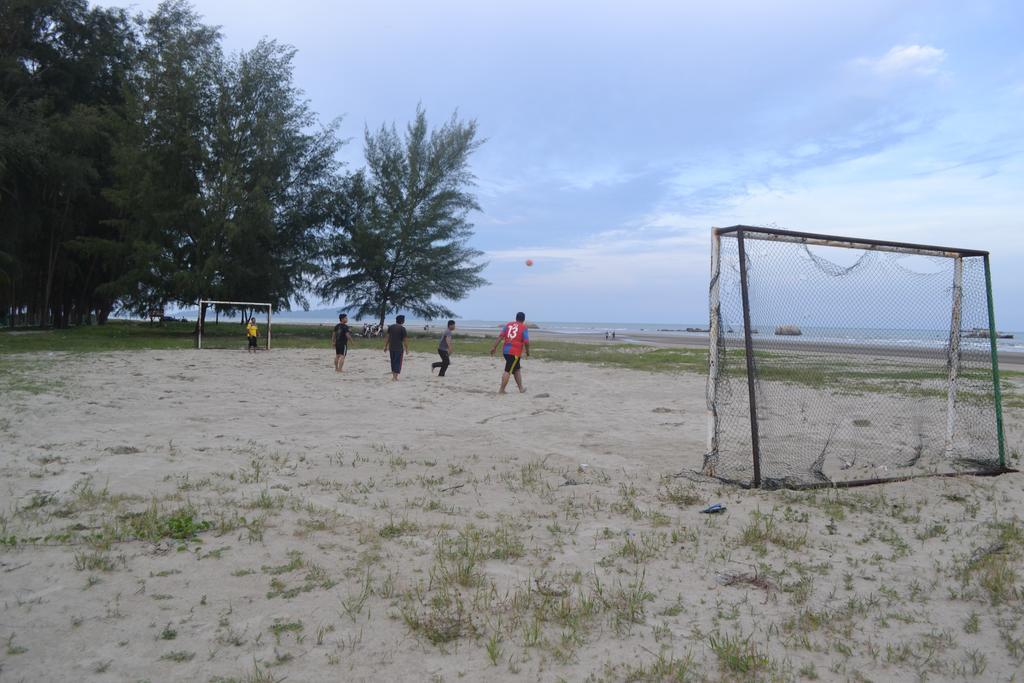 De Rhu Beach Resort Kuantan Extérieur photo