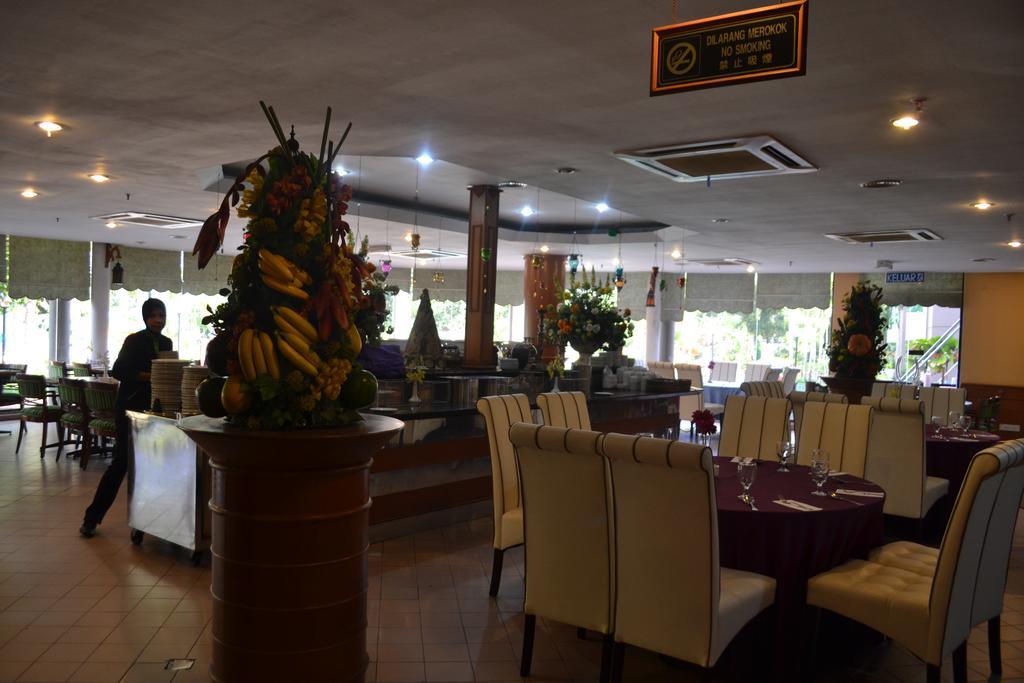 De Rhu Beach Resort Kuantan Extérieur photo
