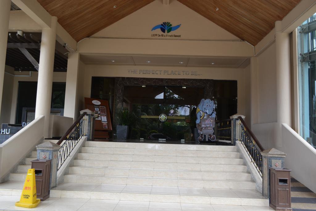 De Rhu Beach Resort Kuantan Extérieur photo