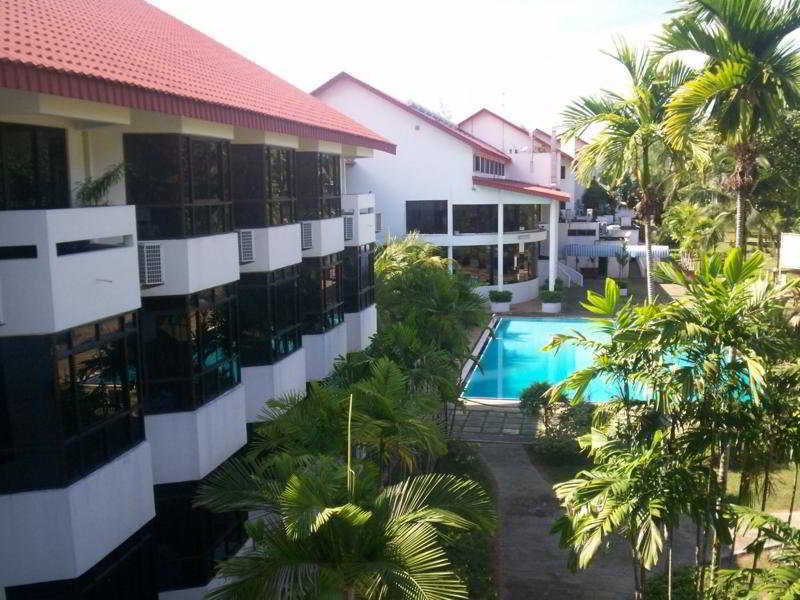 De Rhu Beach Resort Kuantan Extérieur photo